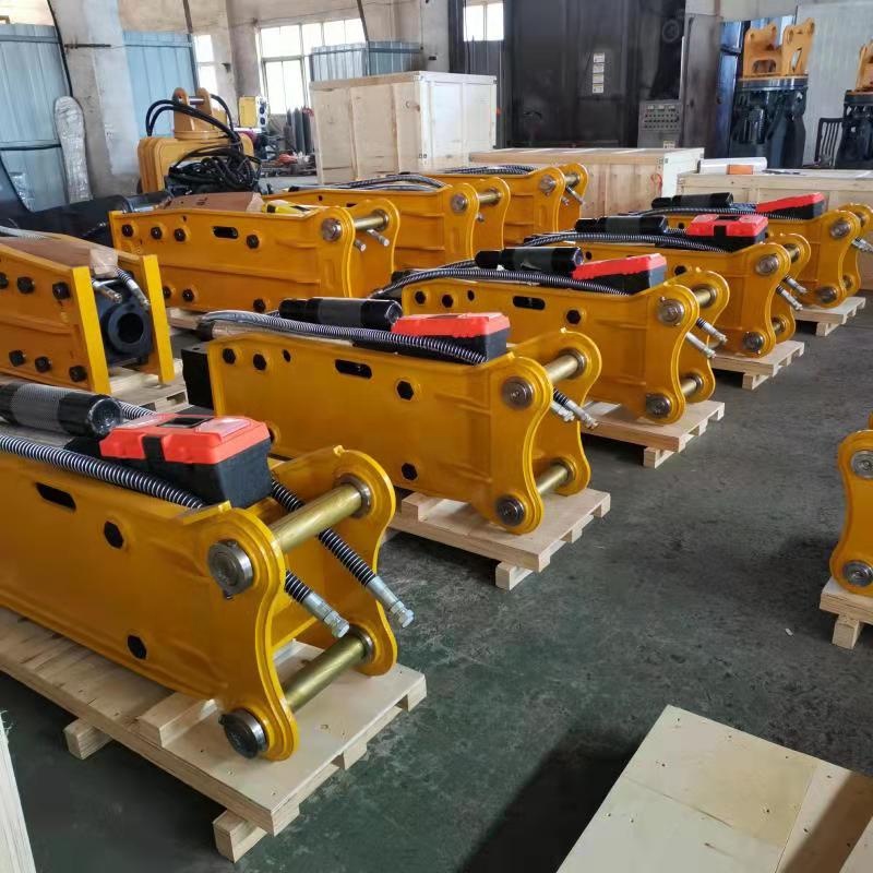 Hydrauliczny młot udarowy SB40 – Power Tools In Construction recenzja i cena